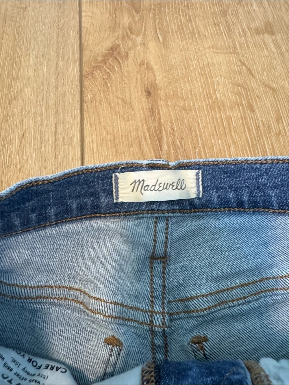 MADEWELL 10” HIGH RISE SKINNY CROP JEANS SIZE 25